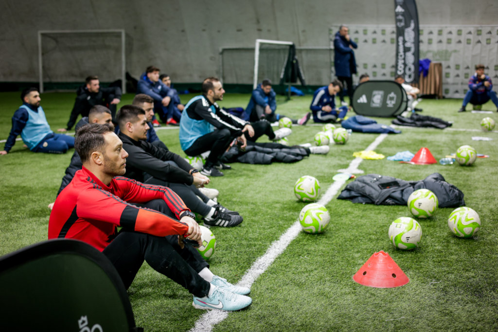 COERVER® COACHING – INTRO & YOUTH DIPLOMA 1 | HYBRID 2026